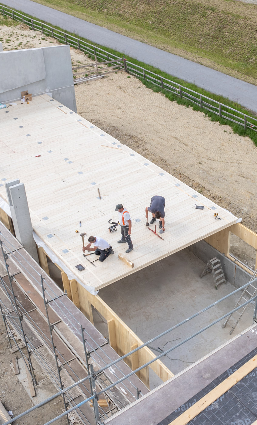 Easy_Timber_Deck_Massivholzdecke_Einbau_oben